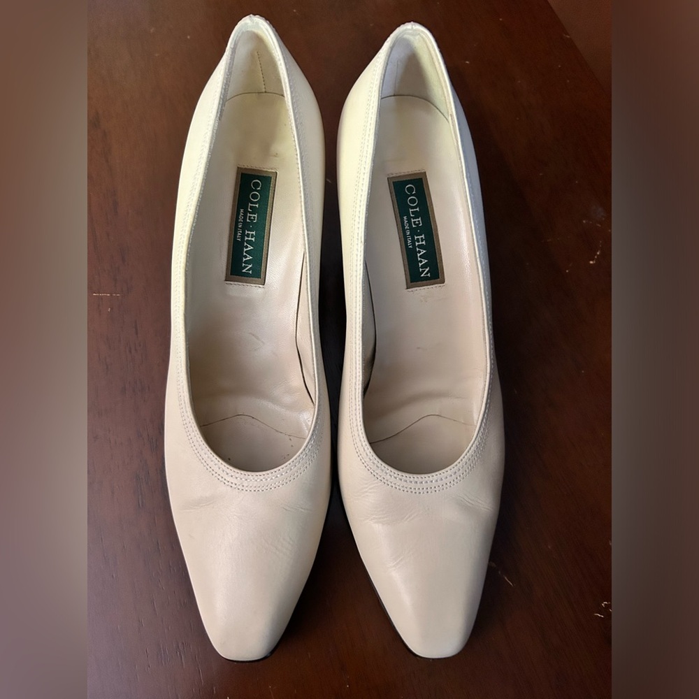 Cream Cole Haan Pumps